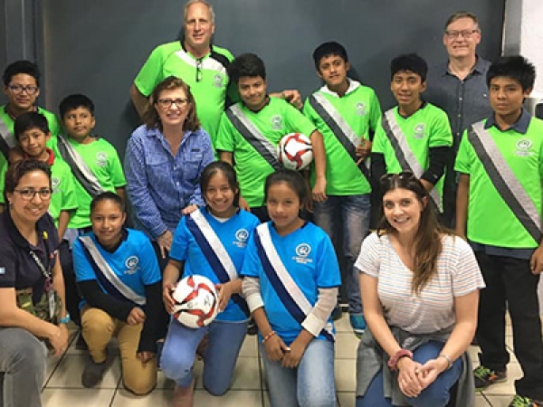 Donaci&oacute;n de Uniformes